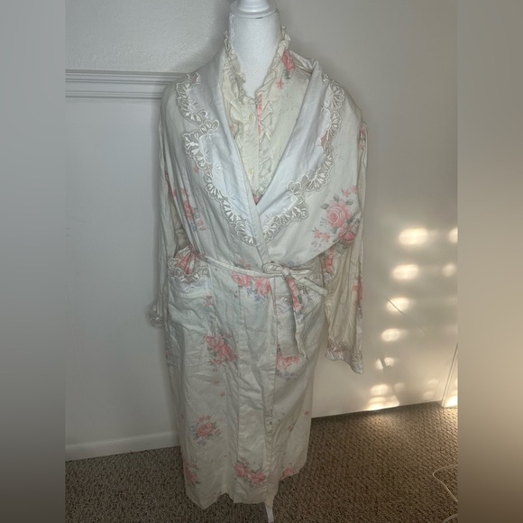 Victoria's Secret Gold Label Floral Cotton Robe and gown set size L set - Picture 5 of 11